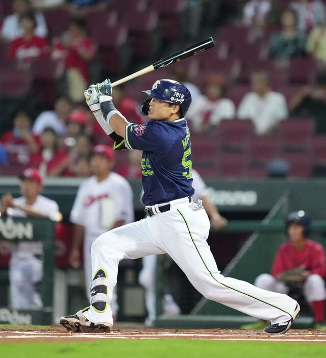 ２度目の２冠獲得となったヤクルト・村上宗隆