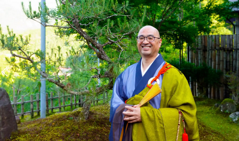 霊宝山清蔵寺の白井清牧住職