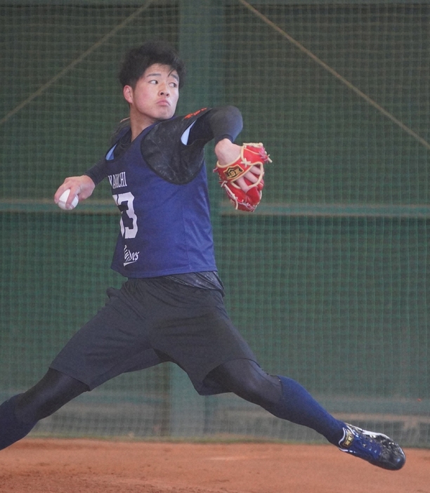 オリックス・河内康介