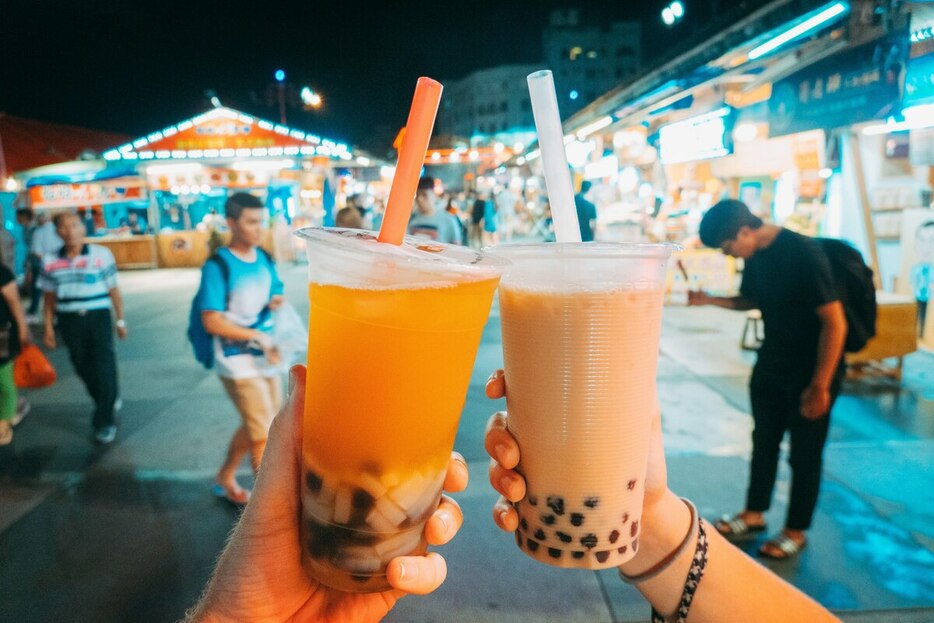 台湾のタピオカティーといえばもちもちとした食感が特徴。（PHOTOGRAPH BY HUGH MITTON, ALAMY）