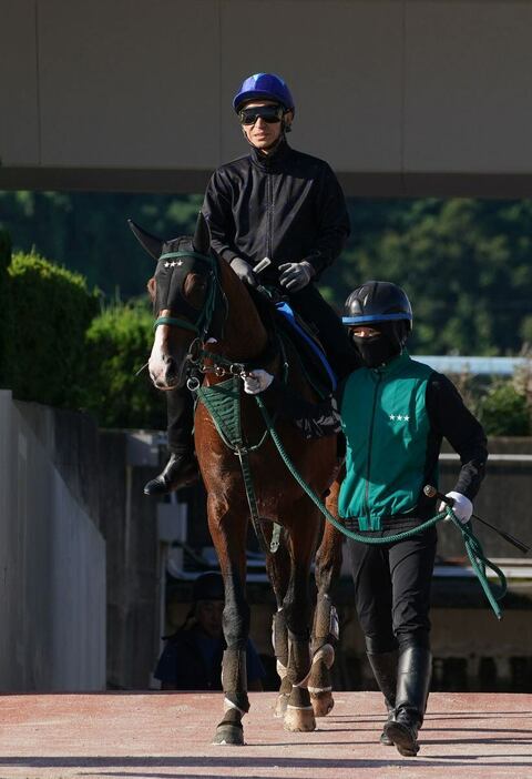 アルナシームと横山典弘騎手