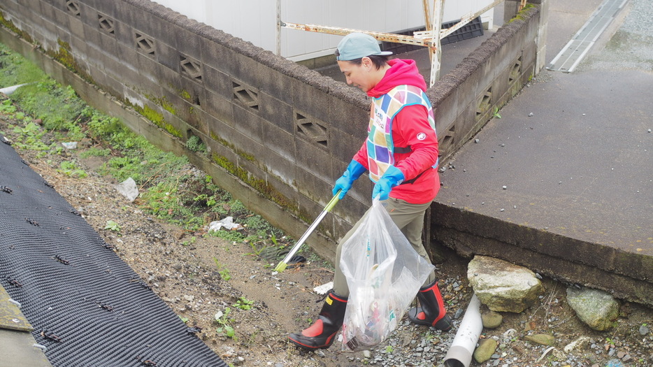 まだまだゴミがたくさんあります