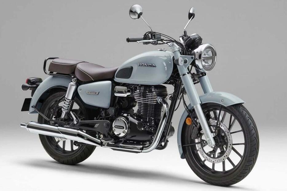 GB350シリーズ（写真はGB350C）はインドから部品を日本に輸入し、熊本工場で組み立てを行う。同様の例としてインドネシア生産のCBR250RRやタイ生産のNC750Xが挙げられる。