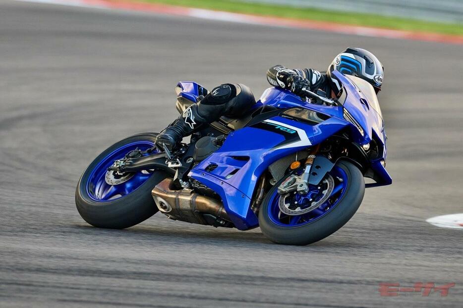 ヨーロッパで2025年モデルとして発表されたヤマハYZF-R9