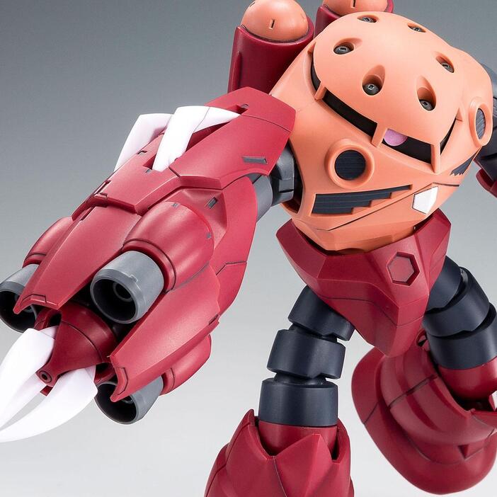 「ガンダムビルドファイターズ GMの逆襲」に登場するアメイジングズゴックのガンプラ（プラモデル）「HG 1／144 アメイジングズゴック」（c）創通・サンライズ