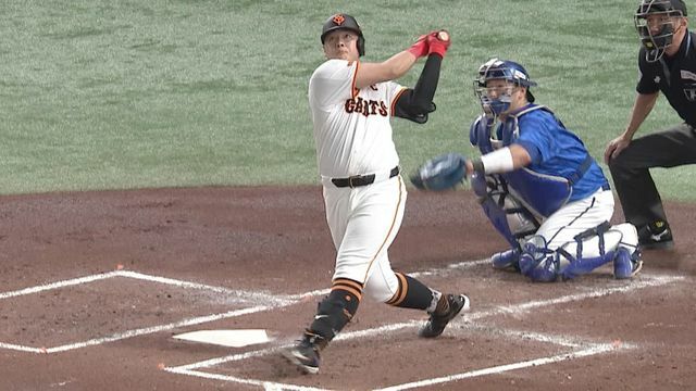 CSファイナル第3戦でHRを放った岡本和真選手（画像:日テレジータス）