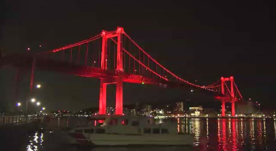 若戸大橋の夜景（福岡・北九州市）