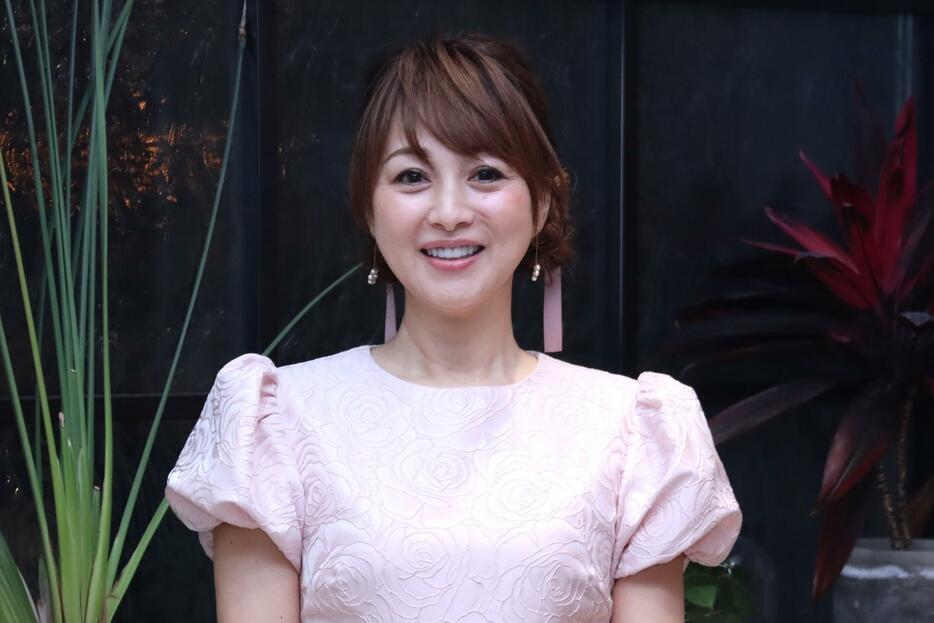 トークイベント「渡辺美奈代さんと語る、楽しく美しく年を重ねるエイジングケアのコツ」に登場した渡辺美奈代さん