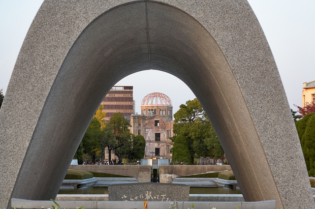 広島・長崎のひとたちだけでなく、日本人として世界に「Never Again(二度と繰り返さない)」と伝え続けていきたいと、内田医師は語る。photo/iStock