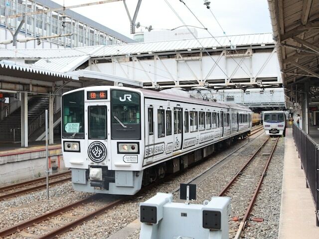 観光列車はコロナ禍を経ても相変わらず人気で、全国には数えきれないくらいの列車が走っている。そこで、2019年、2021年に続き、筆者が取材できた列車について、「満足度の高かった列車TOP10」を選んでみた。