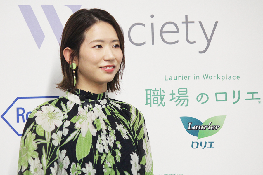 W society主催の「働く女性と健康を考えるトークセッション」に登壇した古賀紗理那さん【写真：宮内宏哉】