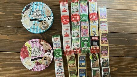 「QBBチーズ」などの商品で知られる六甲バター。定番のベビーチーズに加え、近年はチーズデザートも人気を博しているが、旺盛な商品開発の背景には組織づくり、風土づくりの工夫があった（編集部撮影）