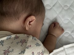 眠くなった赤ちゃんが向かった先は……？