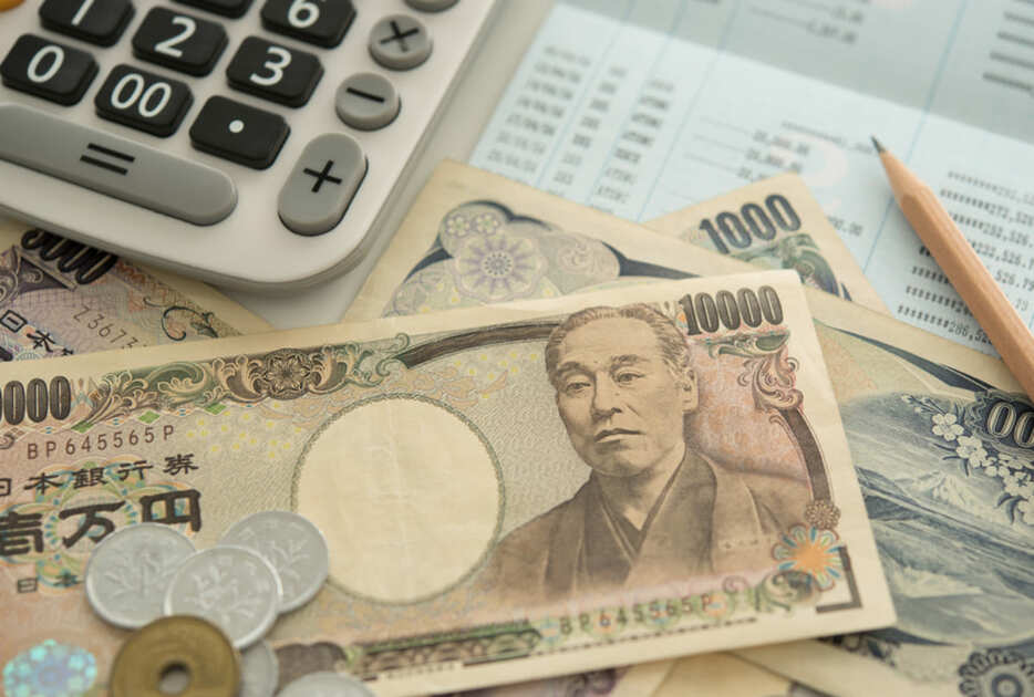 「何も残さない」と言っていた祖母が急逝。銀行口座に「2000円」の残金があったのですが、引き出すには手続きが必要なのでしょうか？