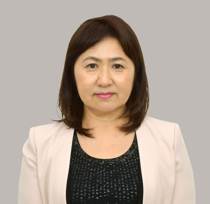 亀井亜紀子氏