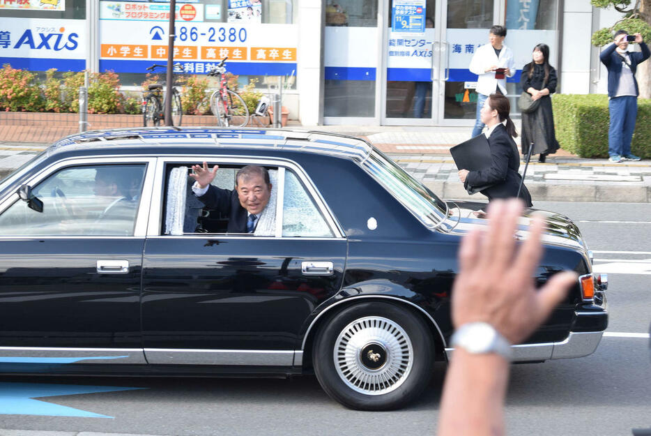 二階伸康氏の応援に駆けつけた石破茂首相（撮影・阪口孝志）