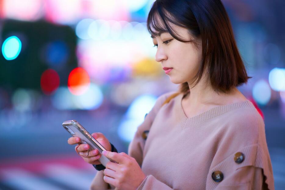 SNSは投票にどこまで影響するか（写真：maruco/イメージマート）