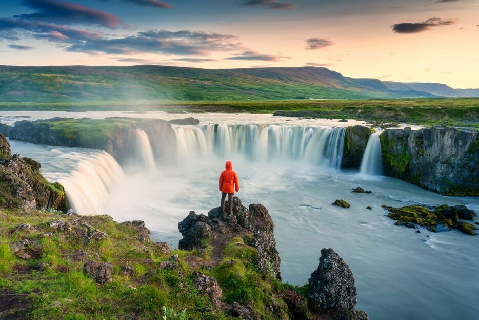 アイスランド・ゴーザフォスの滝（Shutterstock.com）