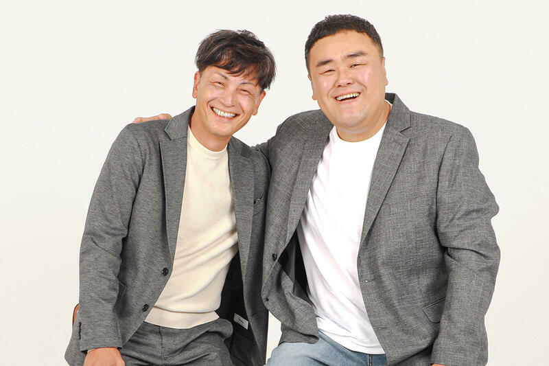 上田憲伯氏（左）とべ・ギヨン氏（右）