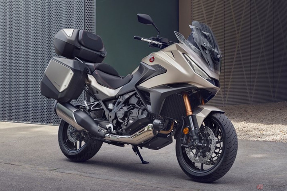 ホンダ「NT1100DCT ES」2025年モデル