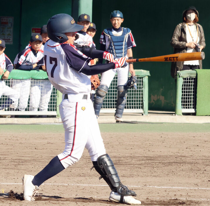 ２打席連続二塁打で活躍した札幌北広島の千葉優輝