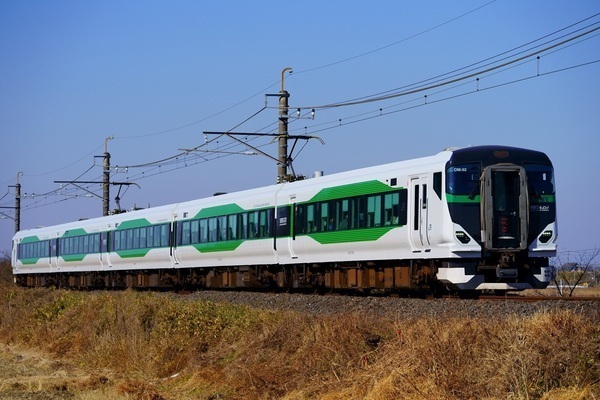 E257系電車（画像：PIXTA）。