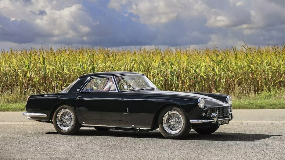 アンジェリーナ ジョリー（Angelina Jolie）が所有する「フェラーリ250GTクーペ ピニンファリーナ（Ferrari 250 GT Coupe Pininfarina）」がオークションに出品される。