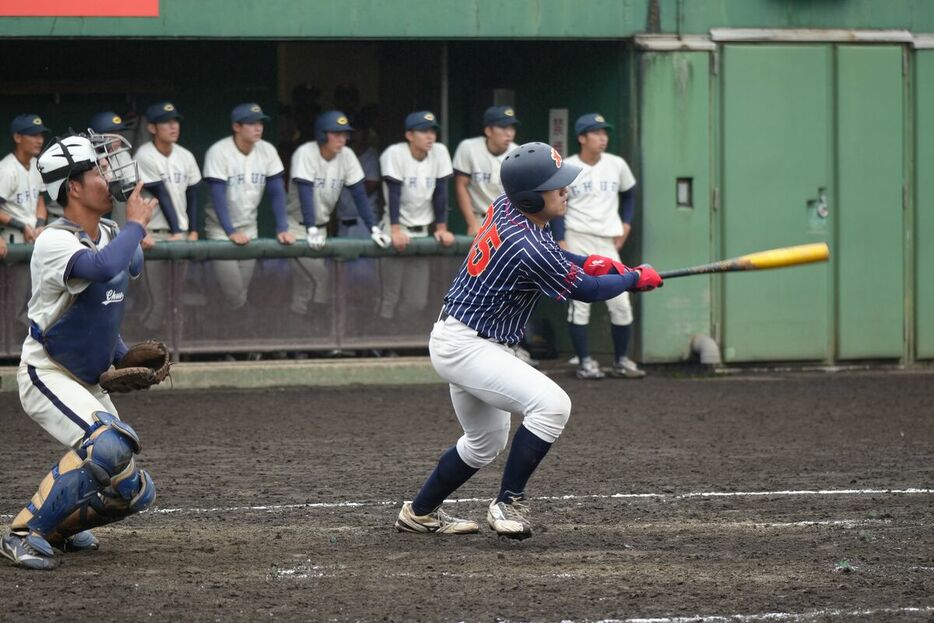 サヨナラ打を放った国士舘大・江添大晟