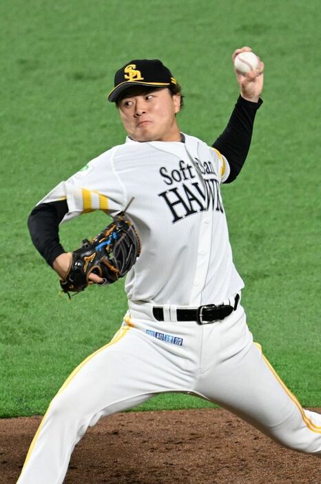 4番手で登板し力投する前田純（撮影・星野楽）