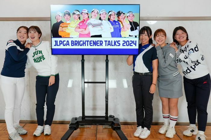 JLPGAブライトナートークイベントに参加した（左から）山内日菜子、蛭田みな美、菅沼菜々、吉田優利、櫻井心那（提供：JLPGA）