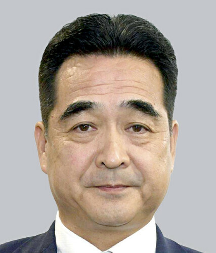 坂井学氏