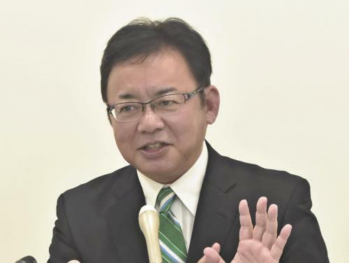 上野賢一郎氏