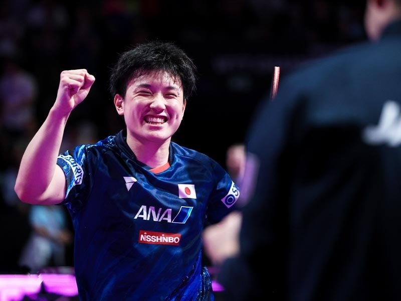 シェルベリに勝利しベスト8入りの張本智和（写真：WTT）