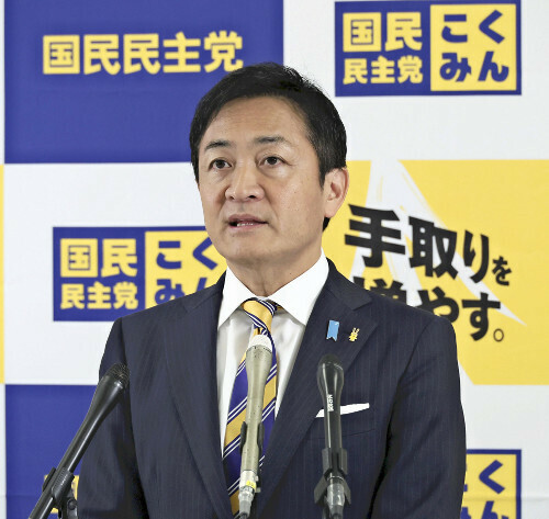 記者会見に臨む国民民主党の玉木代表（２９日午前、国会内で）＝川口正峰撮影