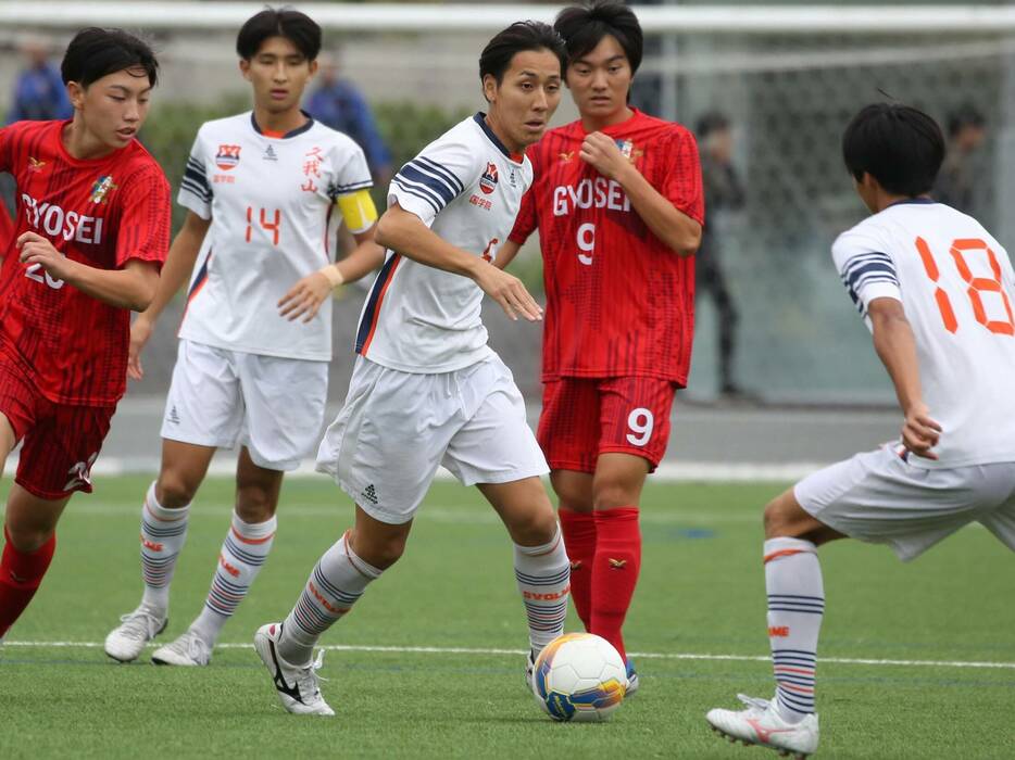 國學院久我山高MF村瀬悠馬(3年=川崎F U-15出身)は課題克服の1ゴール(Taro YOSHIDA)