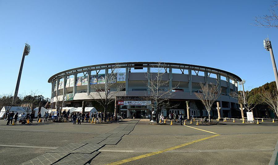 宮崎市・生目の杜運動公園のアイビースタジアム