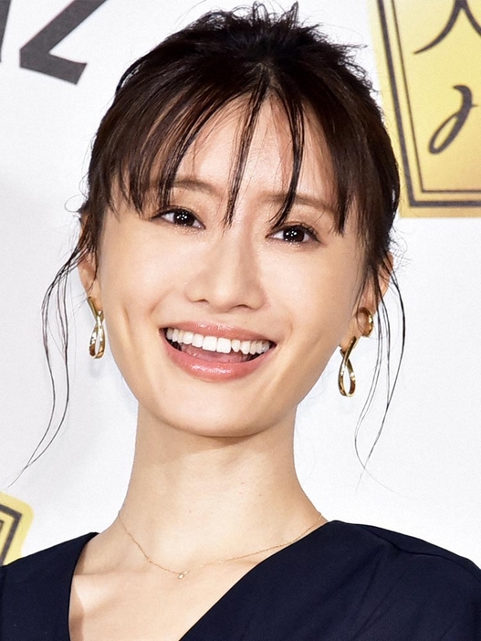 女優の松本まりか