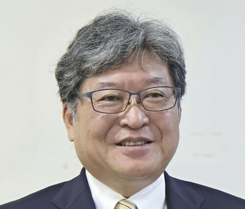 萩生田光一氏