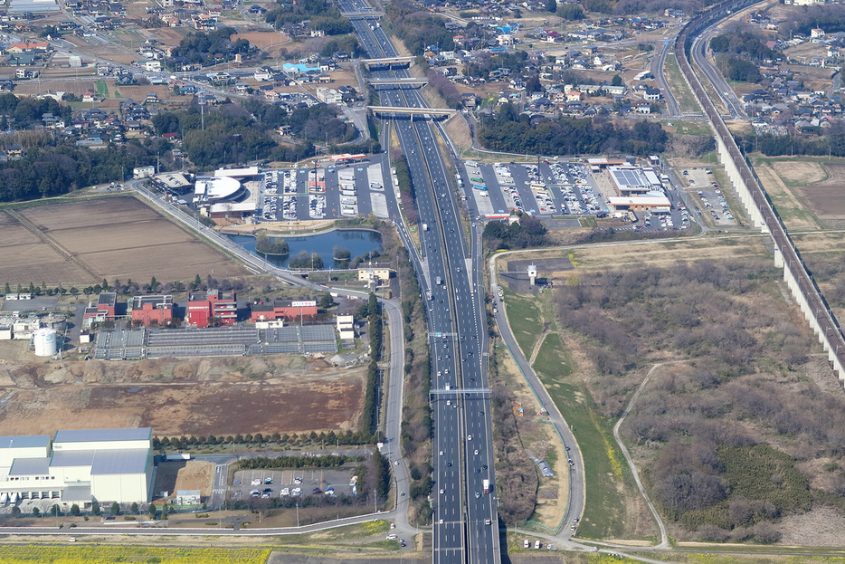 常磐道の守谷SA。（画像：©northsan - stock.adobe.com）