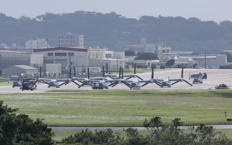 沖縄県宜野湾市の米軍普天間飛行場＝１０月１５日