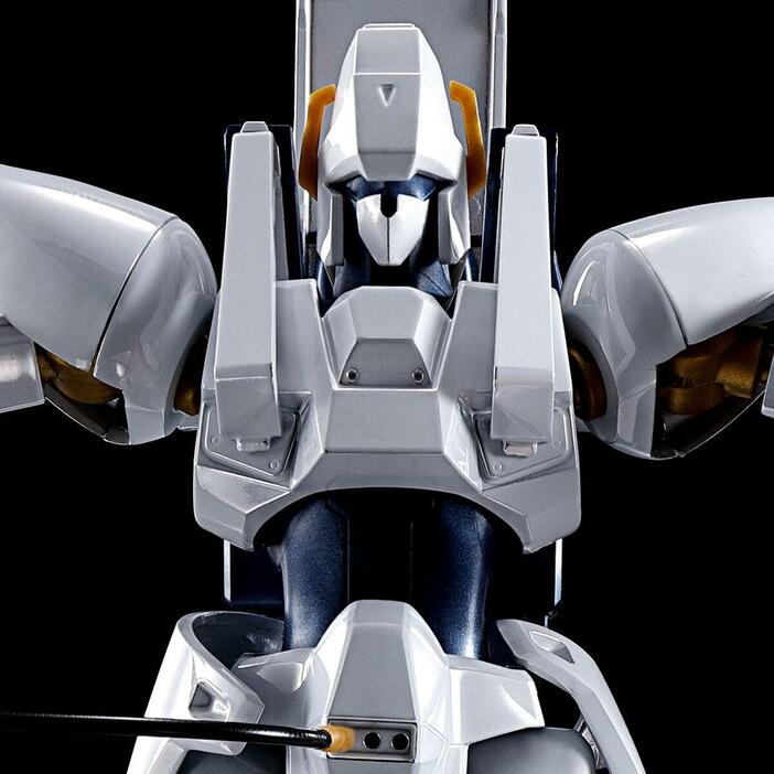 「重戦機エルガイム」のエルガイムのプラモデル「HG 1／144 エルガイム ［スペシャルコーティング］」（c）創通・サンライズ