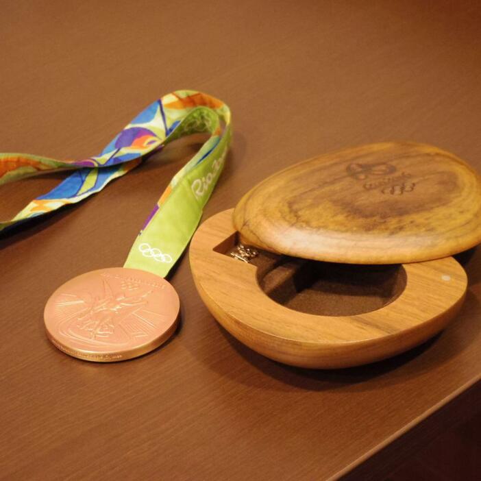 羽根田が獲得した銅メダルはズッシリと重たい。