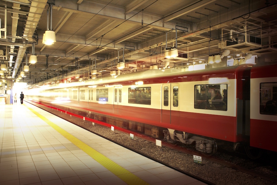 上位の作品には、横須賀市内の駅や施設が多く登場した