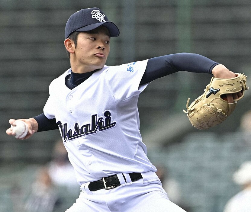 力投する大崎先発の坂本＝阪神甲子園球場で2021年3月22日、津村豊和撮影