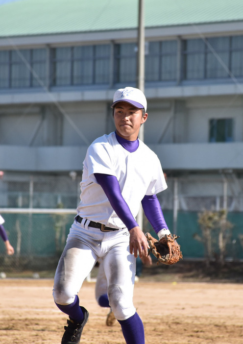 東播磨の近藤真央選手（２年）＝県立東播磨高校で２０２１年３月３日午後２時５２分、後藤奈緒撮影