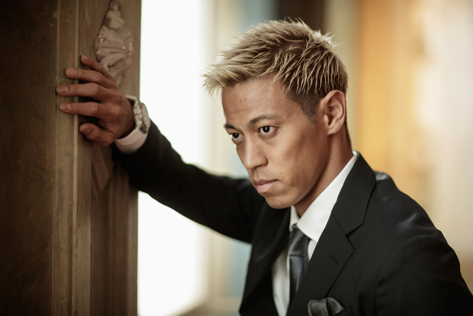 外国切手シート大量 有名人・俳優・歌手・スポーツ選手等シリーズ22シート未使用 門脇玄汰選手フリーポーズ【2024日本ジュニアボディビル選手権