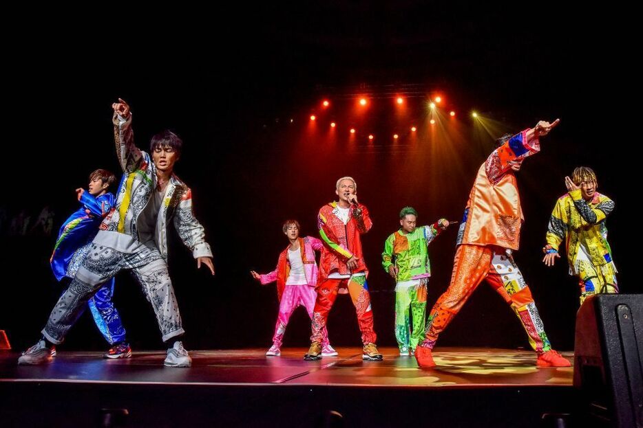 DA PUMPが7日、17年10カ月ぶりに大阪城ホールのステージに立った。「LIVE DA PUMP 2019 THANX!!!!!!! FINAL」ツアーのファイナル公演では超満員の観客と「U.S.A.」を歌って踊り、話題の新曲＆バイーンダンスを生披露