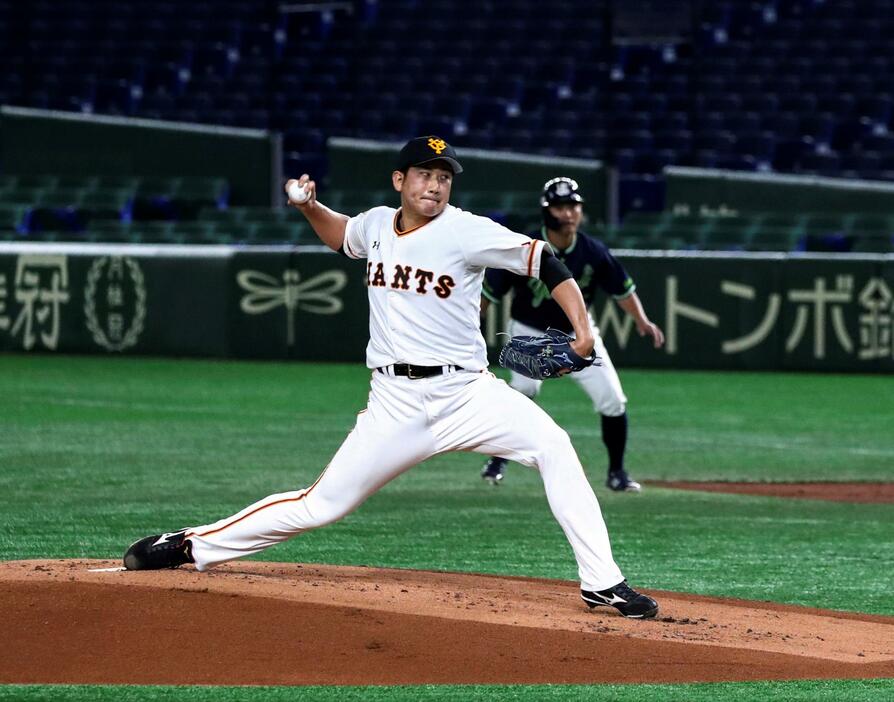 菅野の移籍交渉が大詰め。米メディアは希望額を2年前に西武からマリナーズに移籍した菊池雄星の4年5600万ドル（約58億円）以上だと報道（写真・ロイター／アフロ）