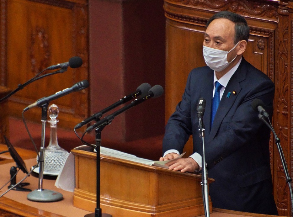 [写真]施政方針演説で「自由で開かれたインド太平洋」の実現を目指すと語った菅首相（アフロ）