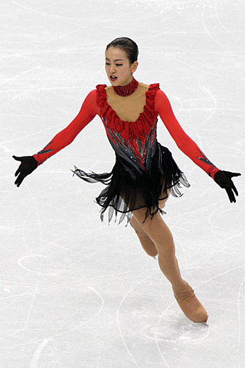 2010年のバンクーバー五輪で演技する浅田真央選手（photo by David W. Carmichael）